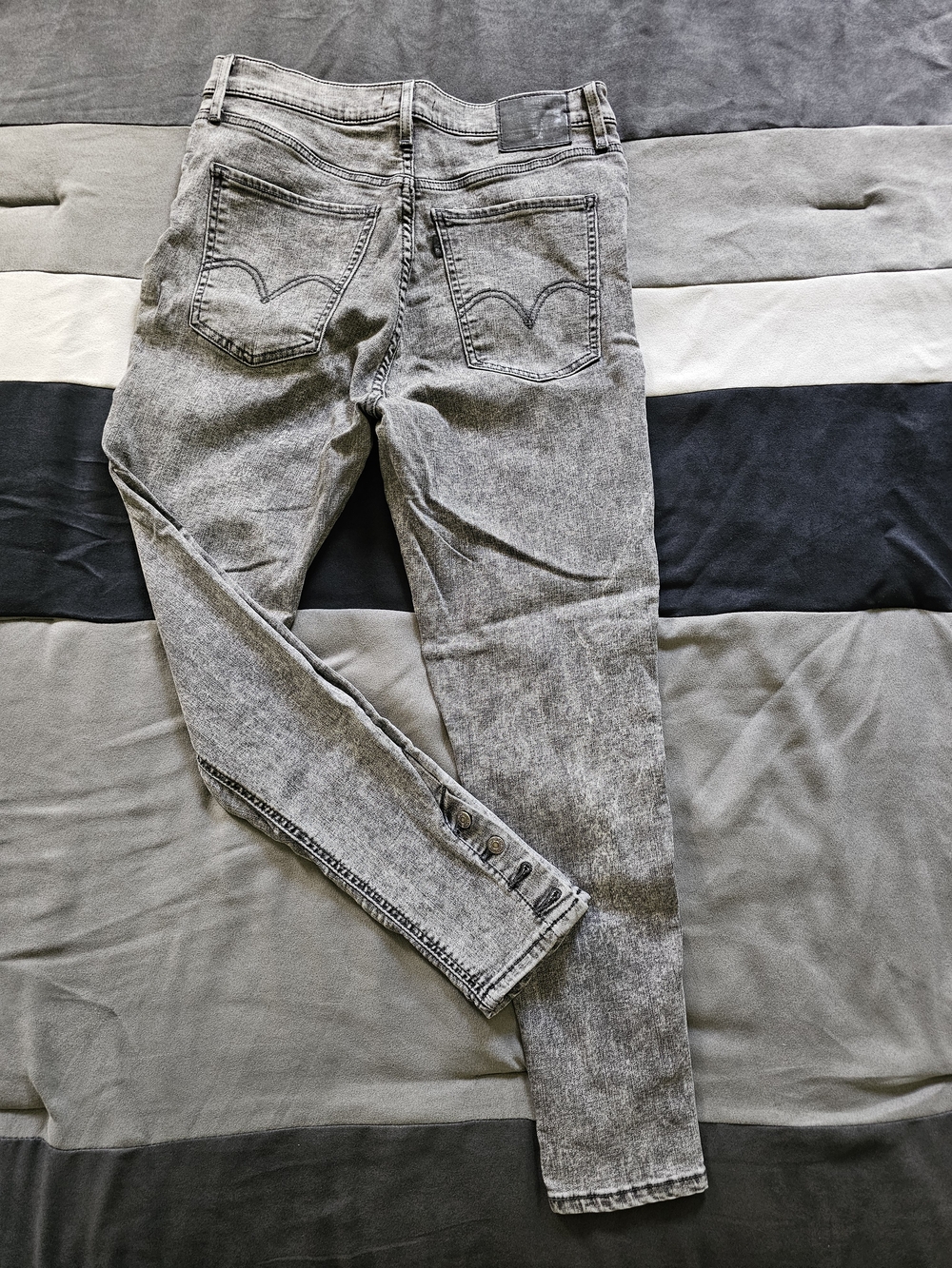 Levi's Women's Gray Acid-Wash Skinny Jeans with Ankle Button Detail
